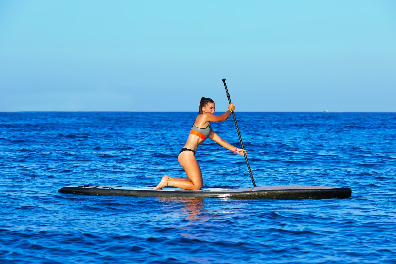 PADDLE SURF: El deporte del verano que está arrasando - Fitness Tech
