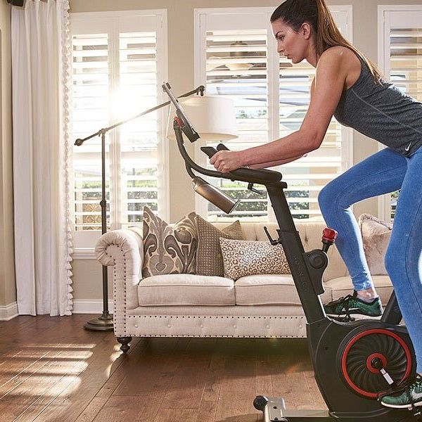 Cómo practicar spinning en casa - Fitness Tech