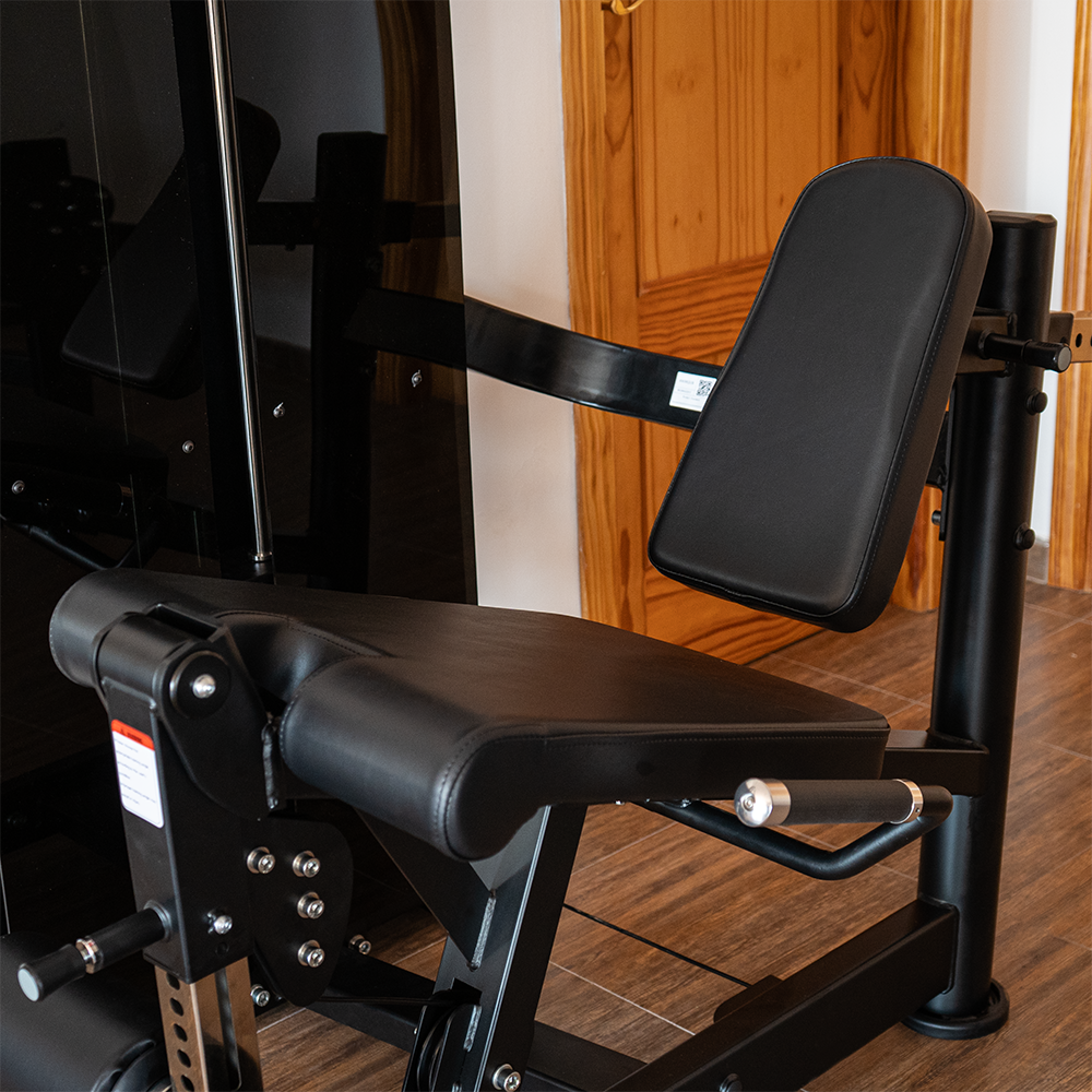Extensión de cuádriceps | Máquina selectorizada - Compact Series