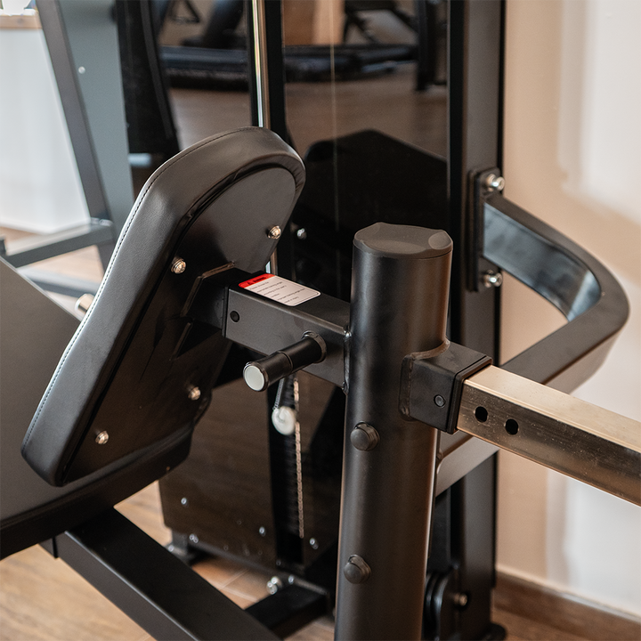 Extensión de cuádriceps | Máquina selectorizada - Compact Series