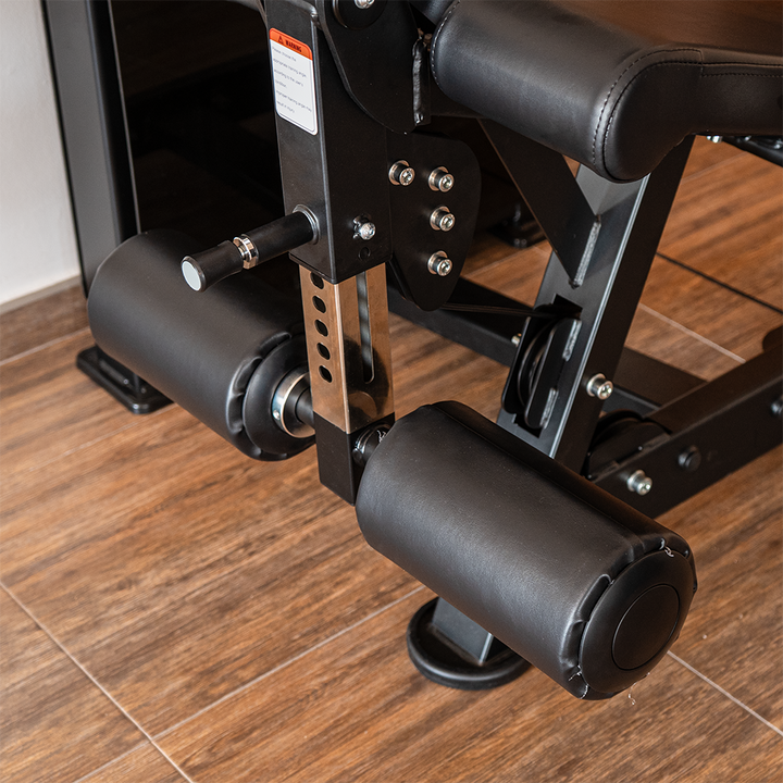 Extensión de cuádriceps | Máquina selectorizada - Compact Series