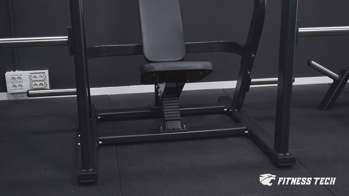 Máquina de palanca / press militar isolateral sentado