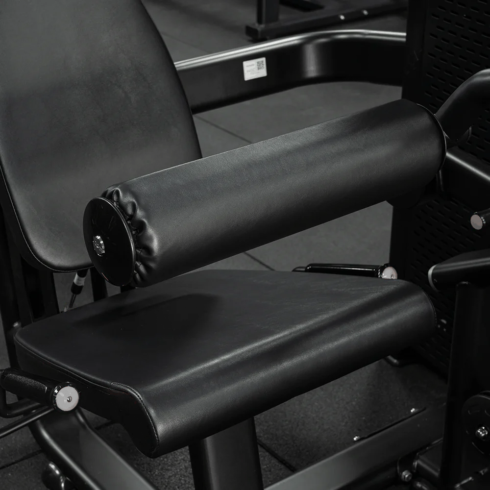 Femoral sentado | Máquina selectorizada - Pro Series